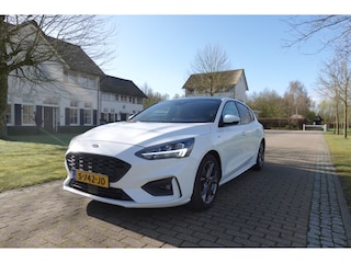 Ford Focus 1.0 EcoBoost ST LINE Titanium X Business | Panodak | Camera | Winterpakket | ACC |