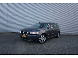 Volvo V50 2.0 Edition II Airco / Cruise / Parkeers. / Elektr. ramen /Trekhaak / Lm velgen / NAP