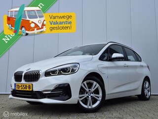 BMW 2-serie Tourer 225XE IPERFORMANCE HIGH EXECUTIVE HYBRID/LEDER/HEAD-UP/CAMERA