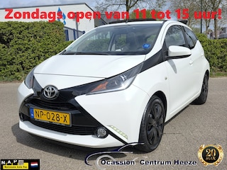 Toyota Aygo 1.0 VVT-i x-Wave CabrioTop! Camera! Navi! VERWACHT!