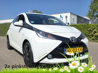 Toyota Aygo 1.0 VVT-i x-Wave CabrioTop! Camera! Navi! VERWACHT!
