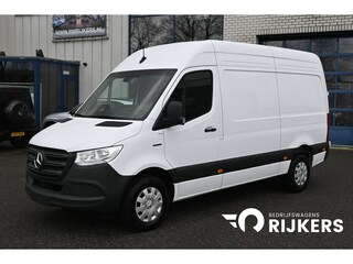 Mercedes-Benz Sprinter 320 L2H2 Pro 81kWh Snellader, Navigatie, Trekhaak, Winterpakket, Etc.