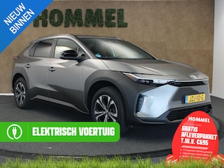 Toyota bZ4X Dynamic 71 kWh - 2 LAADKABELS - ELEKTRISCHE VERSTELLING BESTUURDERSSTOEL - ELEKTRISCH BEDIENBARE ACHTERKLEP - PARKEERSENSOREN VOOR/ ACHTER - STUUR VERWARMD - VOORSTOELEN VERWARMD - NAVIGATIE - M&S BANDEN - DODEHOEK DETECTIE