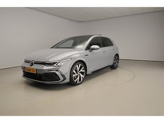 Volkswagen Golf 1.5 eTSI R-Line Business | Pano | Camera | Stoel + Stuurverwarming