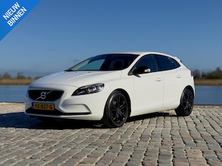 Volvo V40 2.0 T2 Kinetic|Cruise|Bluetooth|Grote Beurt|190PK!