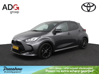 Toyota Yaris 1.5 Hybrid Executive | Premium pack | Panoramadak | Leder-stof bekleding | Stuur en stoelverwarming |