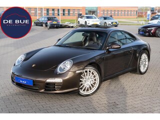 Porsche 911 997.2 3.6 Carrera PDK MK2| 2 eig. | Org.NL NAP | Schuifdak | Volleder | Sportuitlaat | 19 inch | MY 2009 | Macadamia Metallic PTS | Volledig Onderhouden