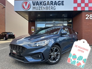 Ford Focus Wagon 1.0 EcoBoost Hybrid 155PK ST Line // LED // NAVI + CARPLAY // CAMERA // DAB // CLIMA // WINTERPACK // TREKHAAK!!