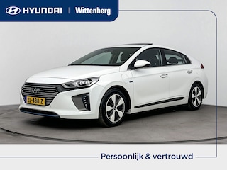 Hyundai Ioniq 1.6 GDi PHEV Premium | Lage km-stand! | Schuifdak | Leer | Stoel + stuurverwarming | Navigatie | Camera |