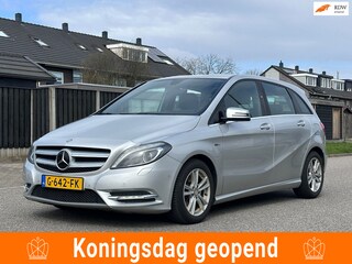 Mercedes-Benz B-klasse 200 Ambition Automaat*Achteruit camera*Navigatie*Cruise*LM velgen*Parkeersensoren*