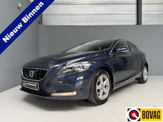 Volvo V40 1.6 T3 Momentum Dealer Onderhouden|Camera|Navi|Cruise