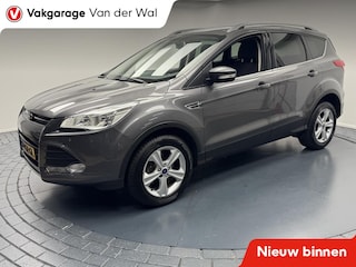 Ford Kuga 1.6i Titanium Trekhaak-Airco-Navigatie-Cr.contr-Parkeersensoren-Lm17''velgen-Elek.achterklep