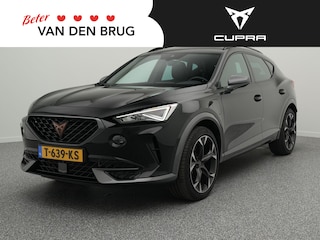Cupra Formentor 1.4 e-Hybrid 204pk | Trekhaak | Panoramadak | Adaptieve cruise control | Achteruitrijcamera | Verwarmbaar voorruit |