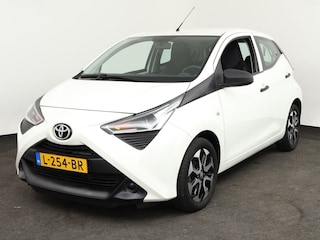 Toyota Aygo 1.0 VVT-i x-fun | Lichtmetaal • Airco • Bluetooth • USB