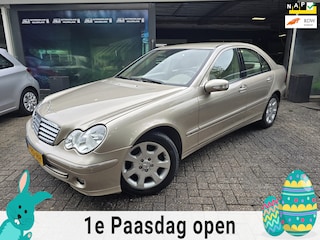 Mercedes-Benz C-klasse 200 K. Elegance | AUTOMAAT | 2E EIGENAAR | YOUNGTIMER | 12 MND GARANTIE | NAVI | PDC | CRUISE |