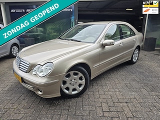 Mercedes-Benz C-klasse 200 K. Elegance | AUTOMAAT | 2E EIGENAAR | YOUNGTIMER | 12 MND GARANTIE | NAVI | PDC | CRUISE |