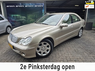 Mercedes-Benz C-klasse 200 K. Elegance | AUTOMAAT | 2E EIGENAAR | YOUNGTIMER | 12 MND GARANTIE | NAVI | PDC | CRUISE |