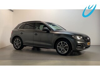 Audi Q5 55 TFSI e Quattro Competition S-Line Panoramadak Luchtvering Trekhaak
