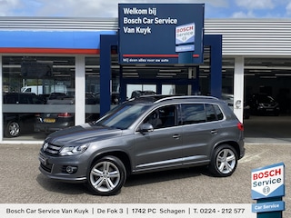 Volkswagen Tiguan 1.4 TSI Sport&Style R-line Edition / 122 PK / NL-Auto / Alcantara Bekleding / Open/Panodak / Xenon / Radio-Bluetooth / Navi / Cruise-Control / Climate-Control / ELKTR-Pakket / Wegklapbare Trekhaak / PDC / LMV18'' / ENZ.