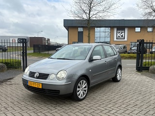 Volkswagen Polo 1.4-16V Athene | Airco | Cruise | 5 Deurs