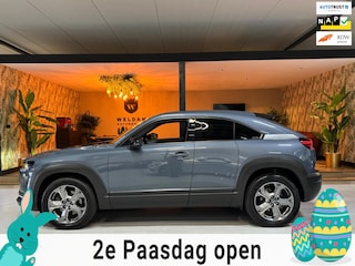 Mazda MX-30 E-SkyActiv 145 First Edition 36 kWh Garantie NAP Memory Camera StoelVW Dodehoek PDC ACC DAB Clima Navi Rijklaar