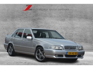 Volvo S70 2.3 T-5 R Exclusive | Sportstoelen | Stoelverwarming | Dolby-Surround | Cruise-control | NL auto!! | Uniek!! Compleet onderhouden S70 R in originele lak en Nederlands geleverd!!