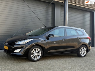 Hyundai i30 Wagon 1.4, Camera, PDC, Cruise, Stoelverw., Climate
