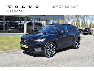 Volvo XC40 T5 262PK Twin Engine R-Design | Panodak | ACC | Camera | Stoelverwarming | 20"LMV
