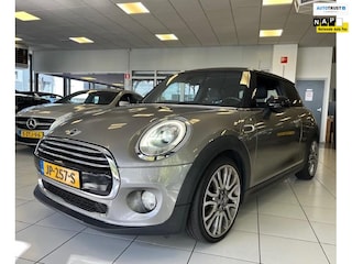 Mini Cooper 1.5 Chili Business/Panoramadak/NAP/Leder/Alcantare/Sfeerverlichting/Automaat