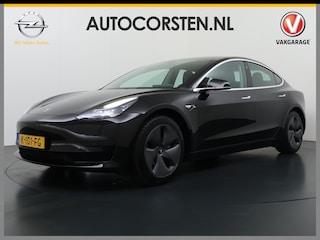 Tesla Model 3 Standard RWD Plus 60 kWh Trekhaak LFP ACCU dus 100% laden AutoPilot Leer Pano-Dak Adaptive-Cruise Camera's Elektr.-Stuur+Stoelen+Spiegels+Geheugen+Easy-Entry+Verwarmde stoelen Park assistent Pdc WIFI Lane-Assist Speed-Assist Navi LED DAB Voorverwarmen Keyless One-Pedal-Drive Lmv 18" 1e Eigenaar Origineel Nederlandse Auto Accu-Aandrijving-garantie t/m dec 2028/160.000km 1.000kg trekvermogen