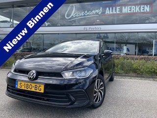 Volkswagen Polo 1.0 TSI Life Airco - Apple carplay - Navigatie - Parkeersensoren - Bluetooth - Cruise control - Led verlichting - Licht metalen velgen 15 inch - Radio - Start/stop systeem - Stuur leder - Stuur multfunctioneel