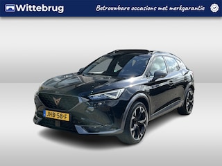 Cupra Formentor 1.4 e-Hybrid Performance AUTOMAAT/ PANO/ SOH 94%/ ACC/ FULL LINK/ STUUR+STOELVERWARM./ PARK.SENSOREN V+A/ DODEHOEK/ ELEK.ACHTERKLEP/ KEYLESS/ RIJ-MODI/ NAVI/ DAB/ CLIMA/ LED/ 19'' LMV