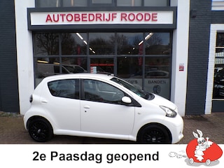Toyota Aygo 1.0 12V Automaat 5-Drs Dynamic Blue AIRCO,TOP STAAT! ''2e PAASDAG OPEN''