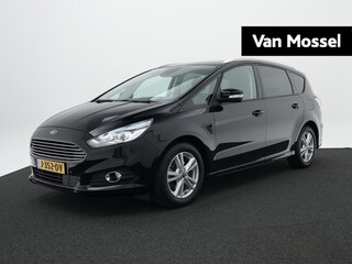Ford S-MAX 1.5 Titanium 7p. | Trekhaak | All Season Banden | Elektrische Achterklep | Stoelverwarming | Achteruitrijcamera | Navigatie | Cruise Control