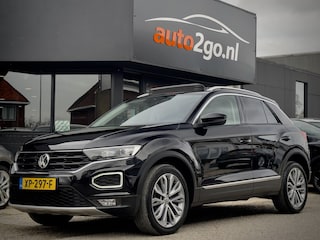 Volkswagen T-Roc 1.5 TSI AUT7 SPORT PANODAK LEDER NAVI CAMERA DIGI-DASH APPLE-CARPLAY LED LMV PDC