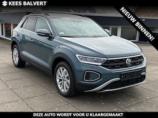 Volkswagen T-Roc 1.5 TSI DSG Life Edition Automaat | Keyless | PDC |