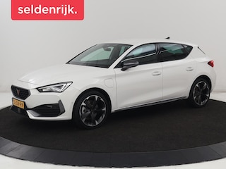 Cupra Leon 1.4 eHybrid | Carplay | Stoelverwarming | Adaptive cruise | Memory | Camera | Sfeerverlichting | Keyless | Sportstoelen | Navigatie | Full LED | Parkeerhulp | PHEV | Plug In