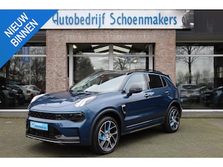 Lynk & Co 01 1.5 261PK! 6.6Kwh LADEN! BASIS!! 360-CAMERA STOELVERW. PANO/SCHUIF MEMORY INFINITY DAB NAVI CARPLAY ELEK.ACHTERKLEP 20"LMV