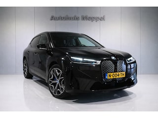 BMW iX XDrive40 SportPakket | Laserlicht | Trekhaak | H/K Sound | Soft Close |