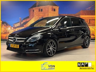 Mercedes-Benz B-klasse 180 Ambition Automaat Xenon PDC Trekhaak