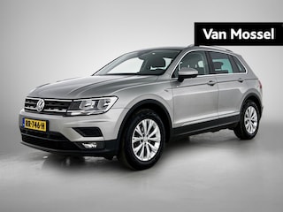 Volkswagen Tiguan 1.4 TSI Comfortline Business 125 PK | Trekhaak | Climate Control | Parkeersensoren voor + achter | Cruise Control | Donker getinte ramen |