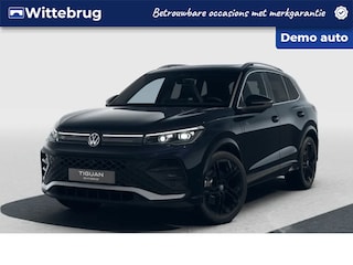 Volkswagen Tiguan 1.5 eHybrid 204PK DSG R-Line Edition / Fabrieksgarantie tot 24-02 2030 / Panoramadak / Trekhaak / 20'' LMV / VW