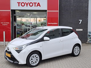 Toyota Aygo X-PLAY BLUETOOTH SPEEDLIMITER AIRCO EL-RAMEN NL-AUTO