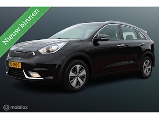 Kia Niro 1.6 GDi DynamicLine, Clima, Pdc + camera, Cruise, Navi, App connect