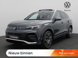 Volkswagen Tiguan 1.5 eHybrid R-Line Edition 204PK DSG Pano-Schuifdak, Achteruitrijcamera, 20" LM Velgen, Keyless, Side Assist, Stoel-Stuurverwarming