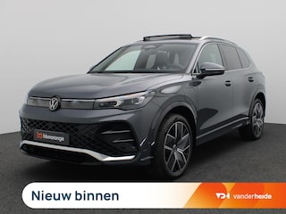 Volkswagen Tiguan 1.5 eHybrid R-Line Edition 204PK DSG Pano-Schuifdak, Achteruitrijcamera, 20" LM Velgen, Keyless, Side Assist, Stoel-Stuurverwarming