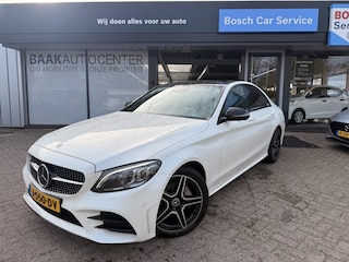 Mercedes-Benz C-klasse 180 Business Solution AMG | Pano | Trekhaak