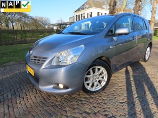 Toyota Corolla Verso 1.8 VVT-i Panoramic 7p. Achteruitrijcamera Panoramadak Navigatie Stoelverwarming Keyless Entry Ecc Cruisecontrol Lm Velgen Trekhaak