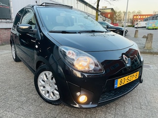 Renault Twingo 1.2-16V Initiale AUTOM KLIMATRONIC LEDER PANO