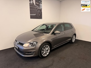 Volkswagen Golf 1.4 TSI Connected Series| Massage| Camera| Stoel verwarming